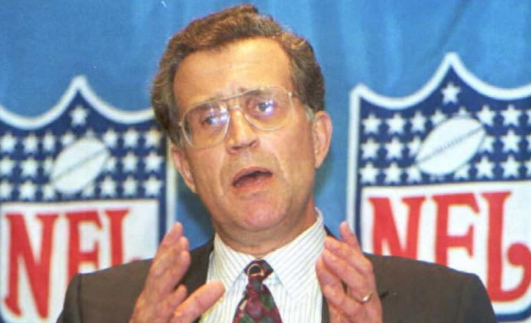 Paul Tagliabue Net Worth | Celebrity Net Worth