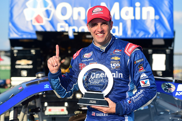 Revealed: Elliott Sadler's Assets & Salary in Net Worth 2026: Career Earnings & Assets