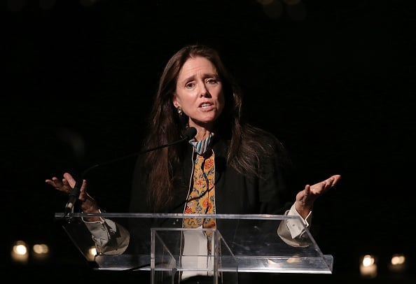 Julie Taymor Net Worth | Celebrity Net Worth
