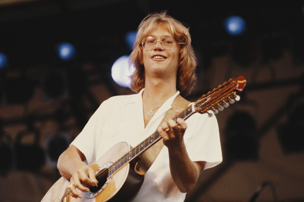 Latest Update: Gerry Beckley's Assets & Salary & Career Highlights Net Worth 2026: Career Earnings & Assets