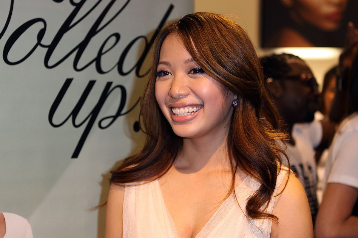 From Food Stamps To $500 Million Digital Beauty Tycoon: The Michelle Phan  Story | Celebrity Net Worth