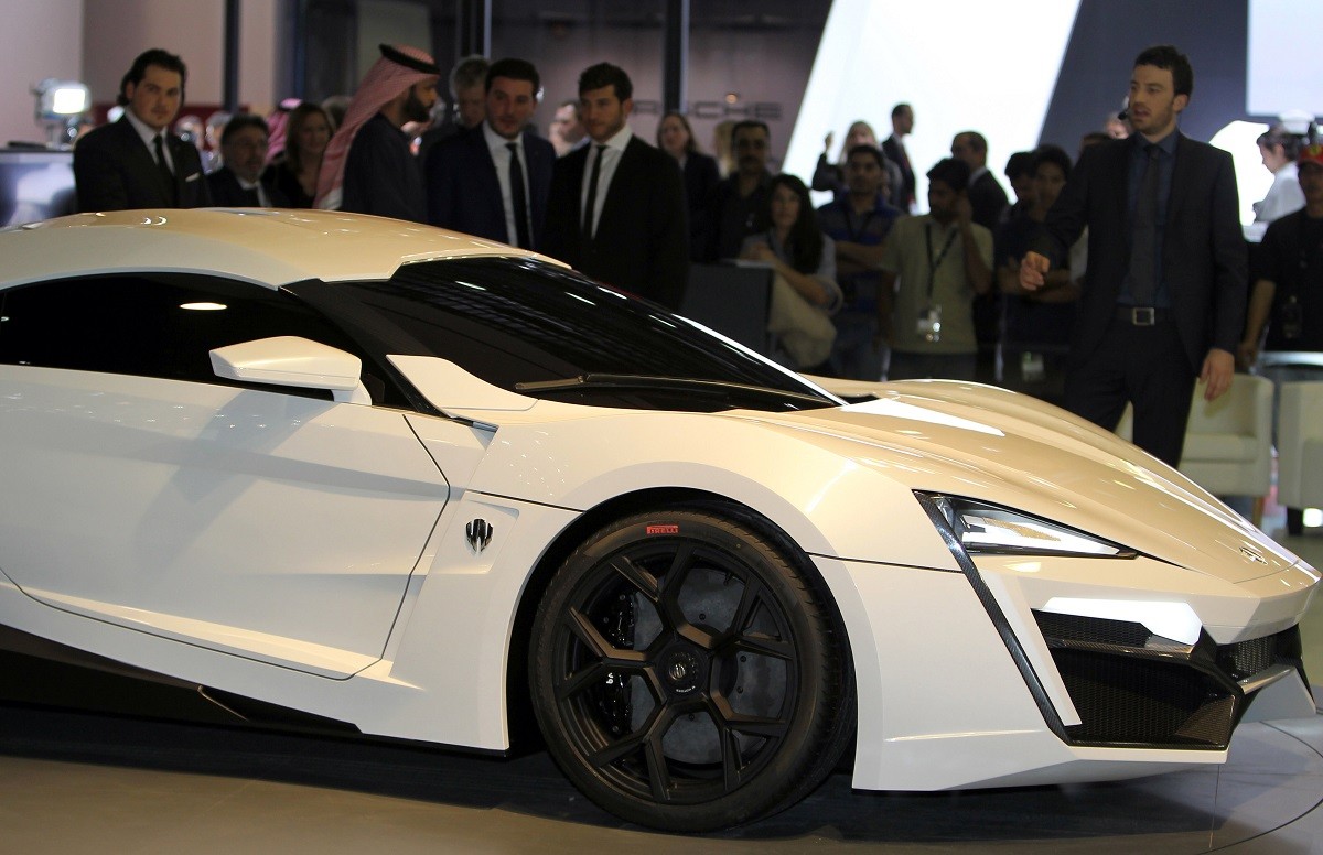 w motors