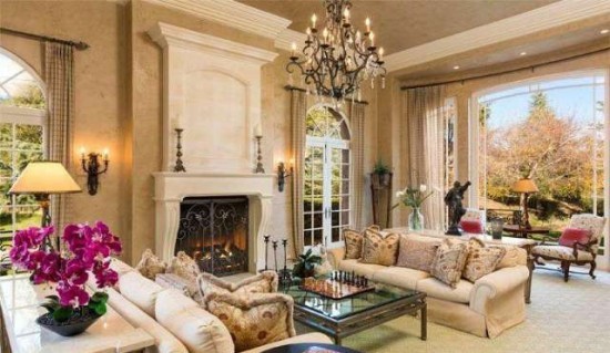 Britney Spears Buys Stunning Thousand Oaks Estate For $7.4 ...