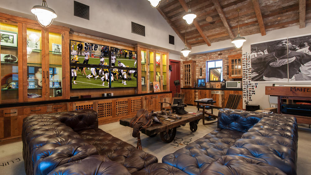 Phoenix Suns Center Tyson Chandler's Hidden Hills Home Going For $9.995