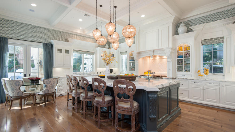 Phoenix Suns Center Tyson Chandler's Hidden Hills Home Going For $9.995