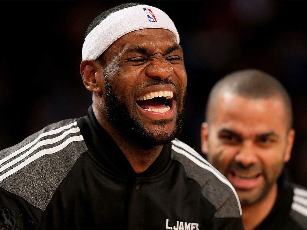 Lebron James Just Signed A Lifetime Deal With Nike The Largest Athlete Deal In Nike History