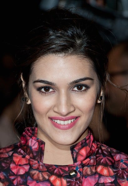 Kriti Sanon Net Worth | Celebrity Net Worth