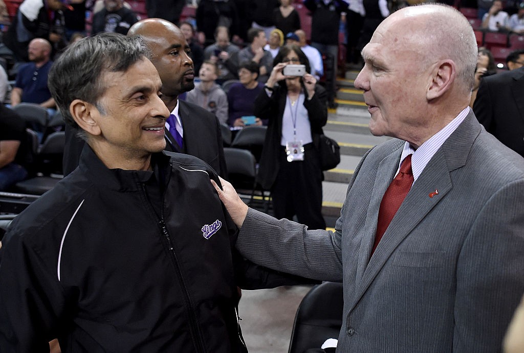 Vivek Ranadive with Coach George Karl (Via Getty Images)