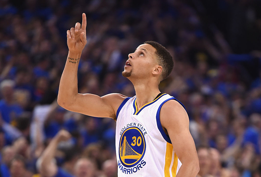 Stephen Curry could make up to one billion dollars from new Under Armour  deal