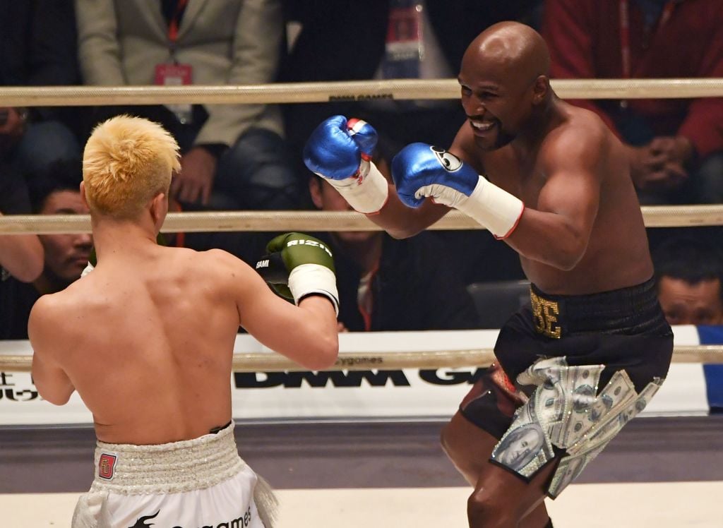 Floyd Mayweather Destroys Tenshin Nasukawa In One Round Floyd Mayweather Destroys Tenshin Nasukawa In One Round