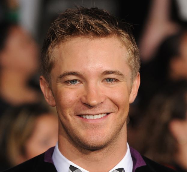 Michael Welch Net Worth | Celebrity Net Worth