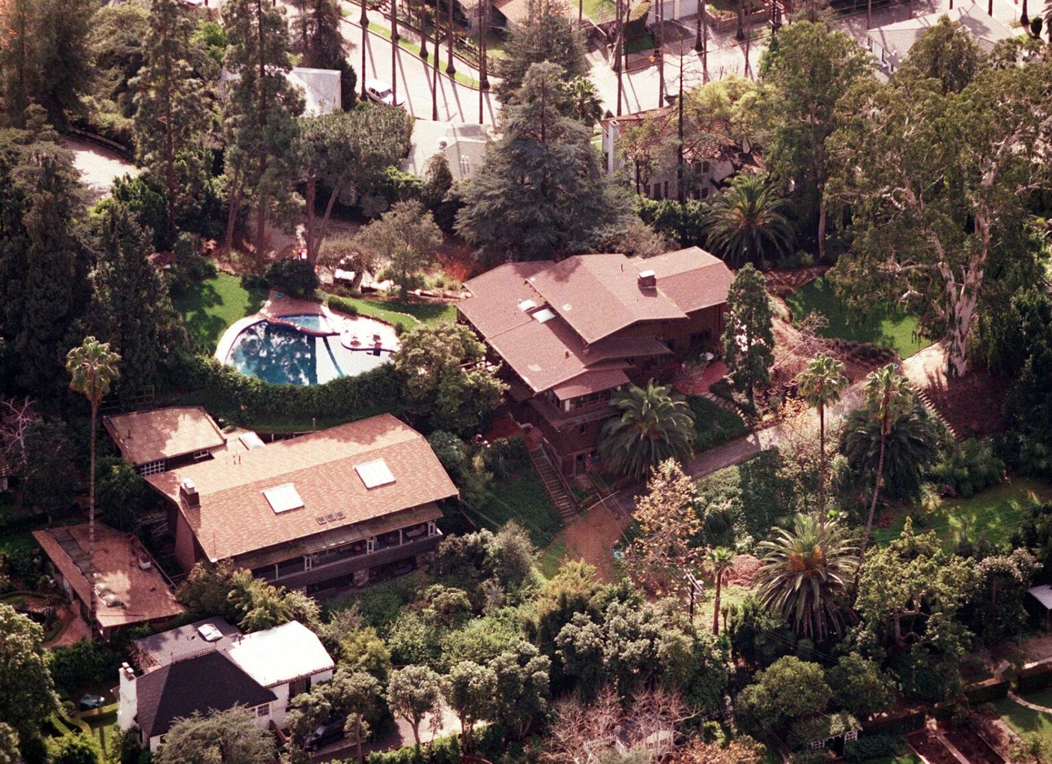 Brad Pitt Net Worth (Money & Salary) 2024