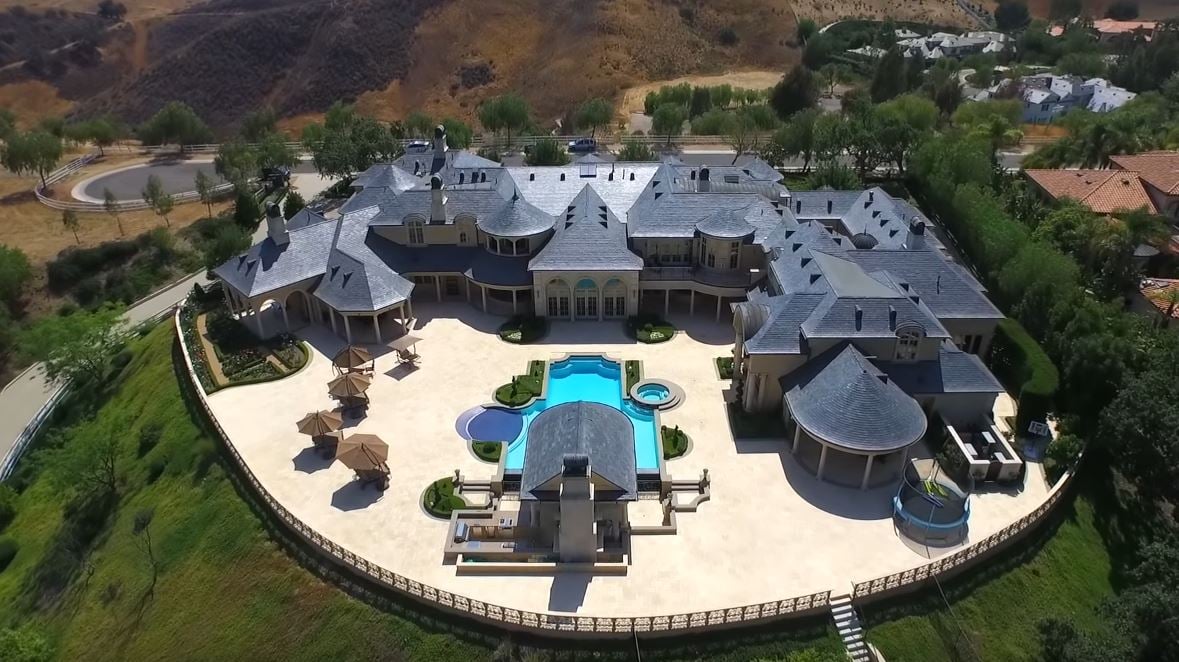 Jeffree Star Finds Buyer for Hidden Hills Compound