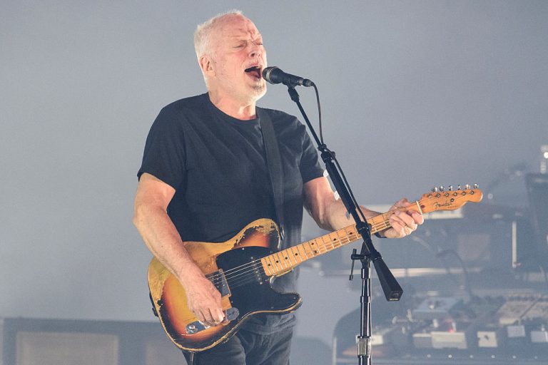 Pink Floyds David Gilmour Sells Guitars For More Than $21 Million