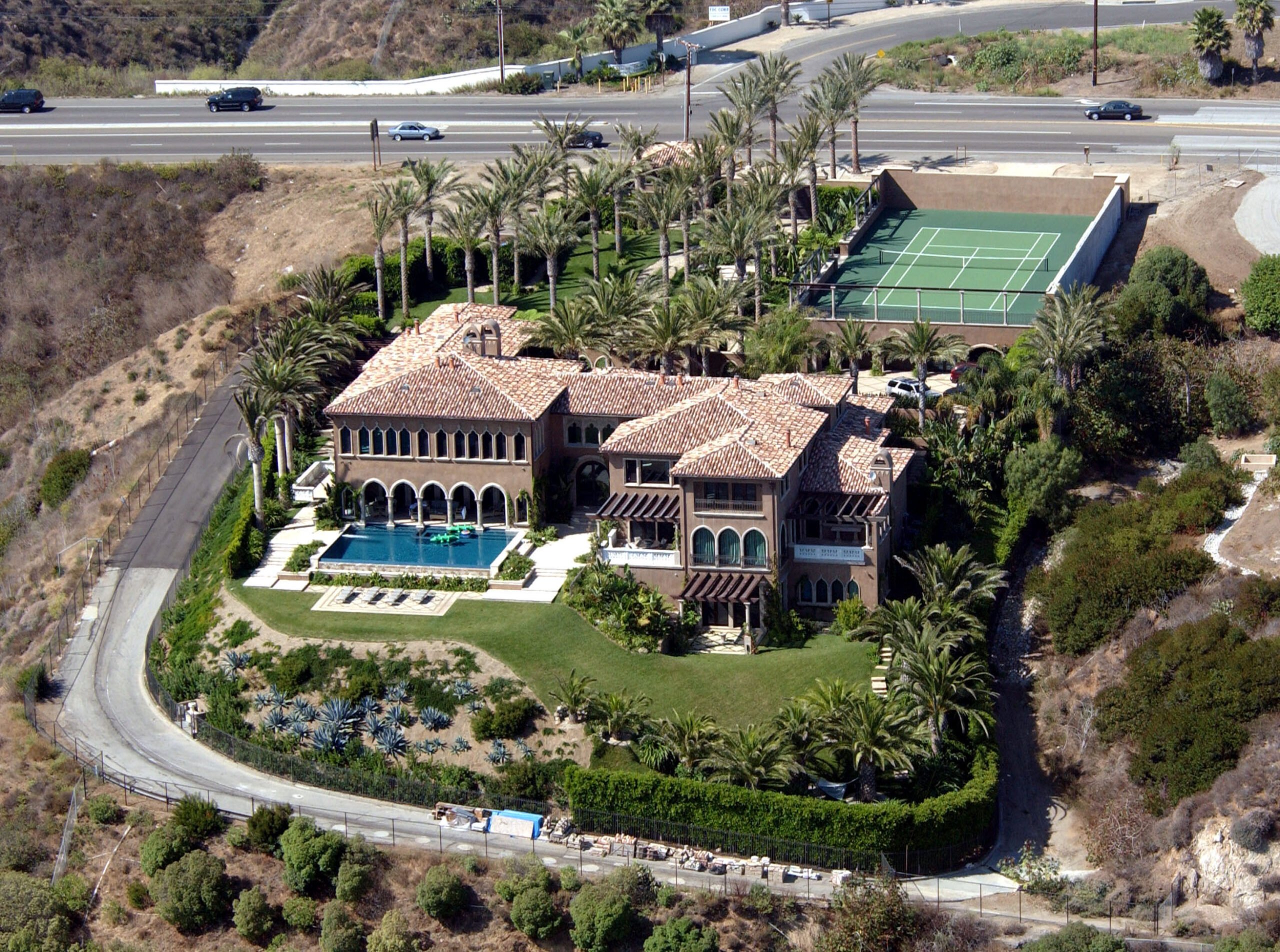Chris Chelios' House in Malibu, CA (Google Maps)