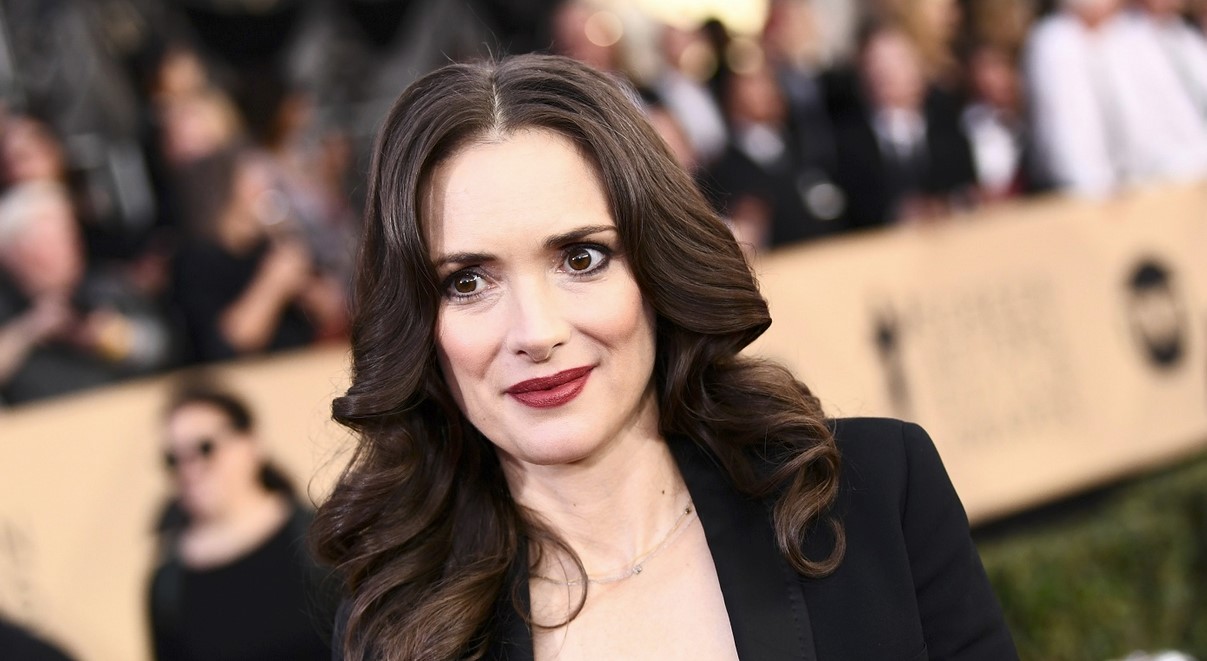 Net worth of winona ryder