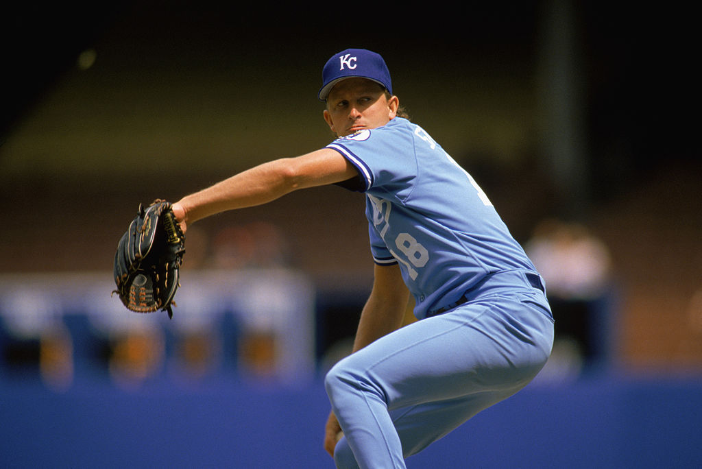 Kansas City Royals should retire at least one number for Bret
