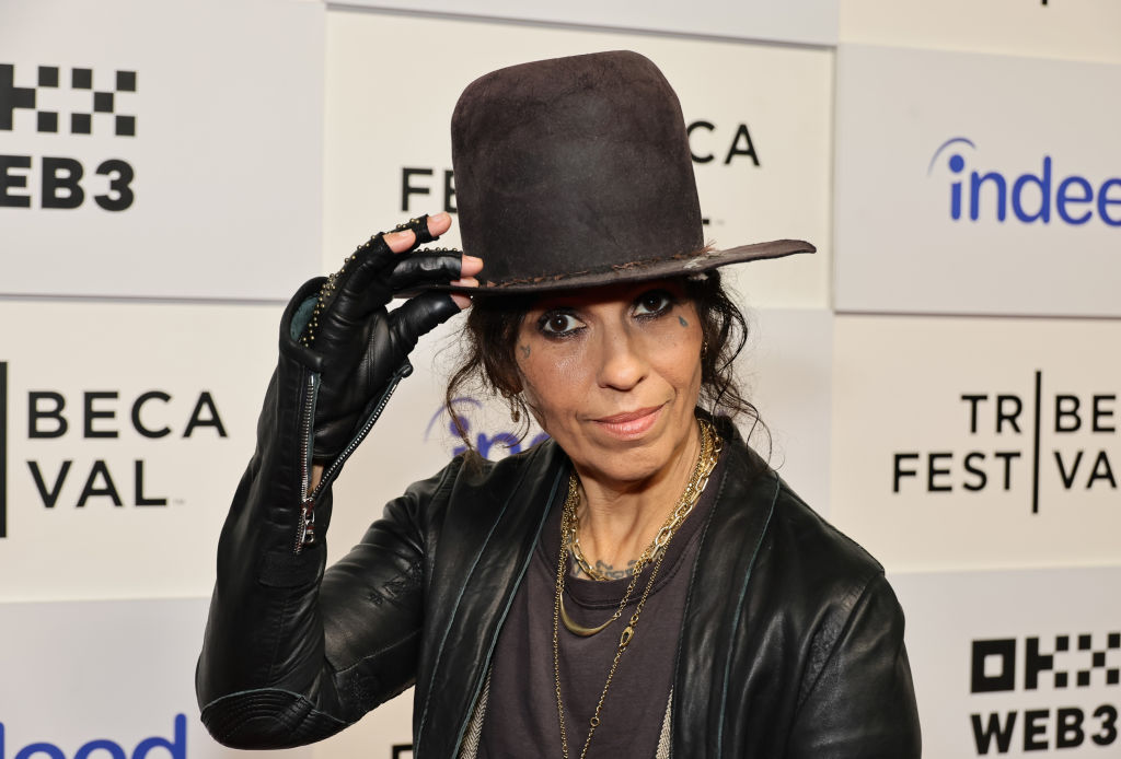 Linda Perry Net Worth | Celebrity Net Worth