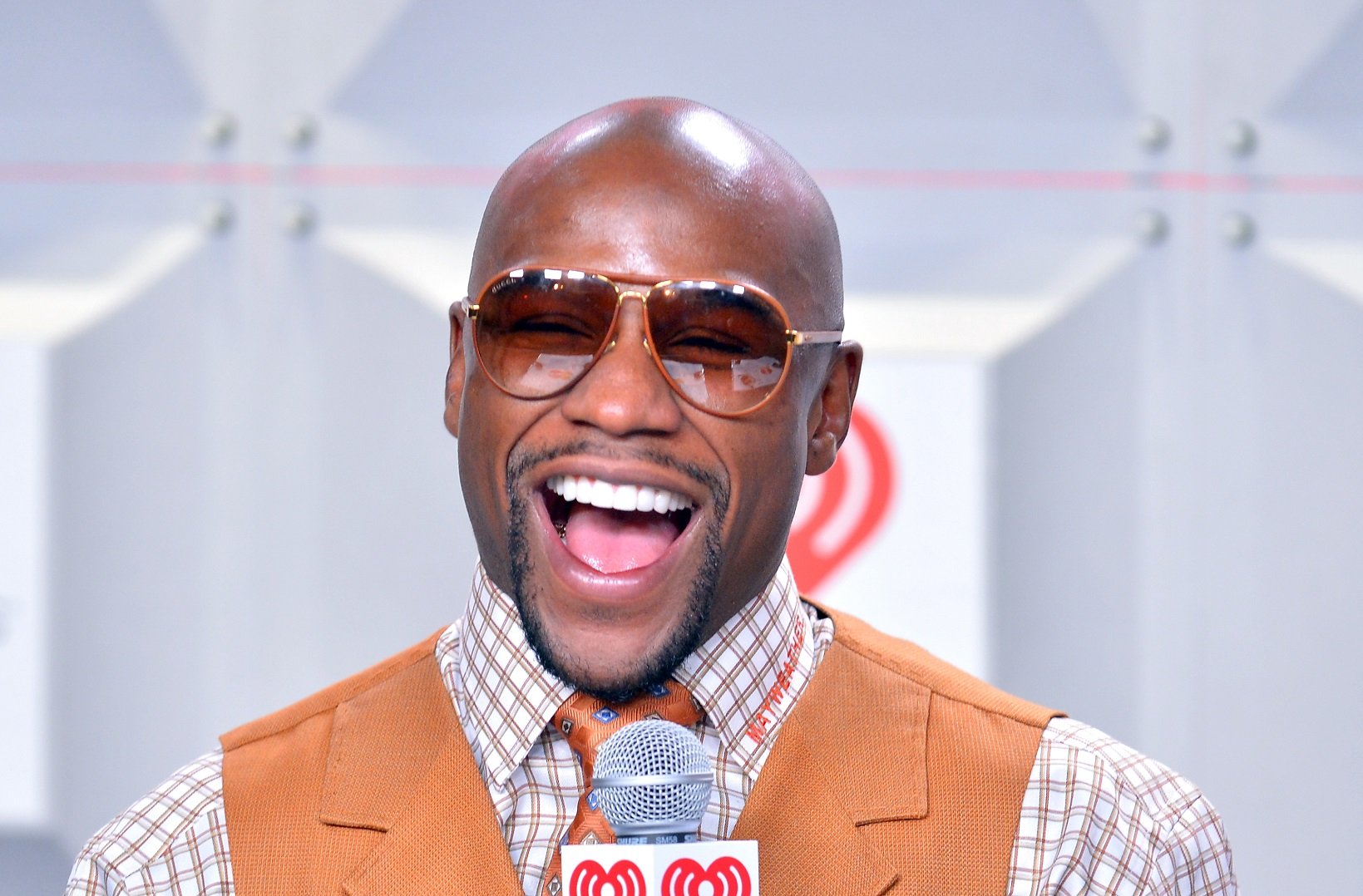 What is Floyd Mayweather's net worth? - AS USA