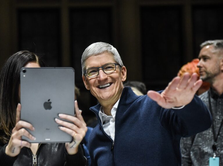 Tim Cook Just Made 750 Million Celebrity Net Worth
