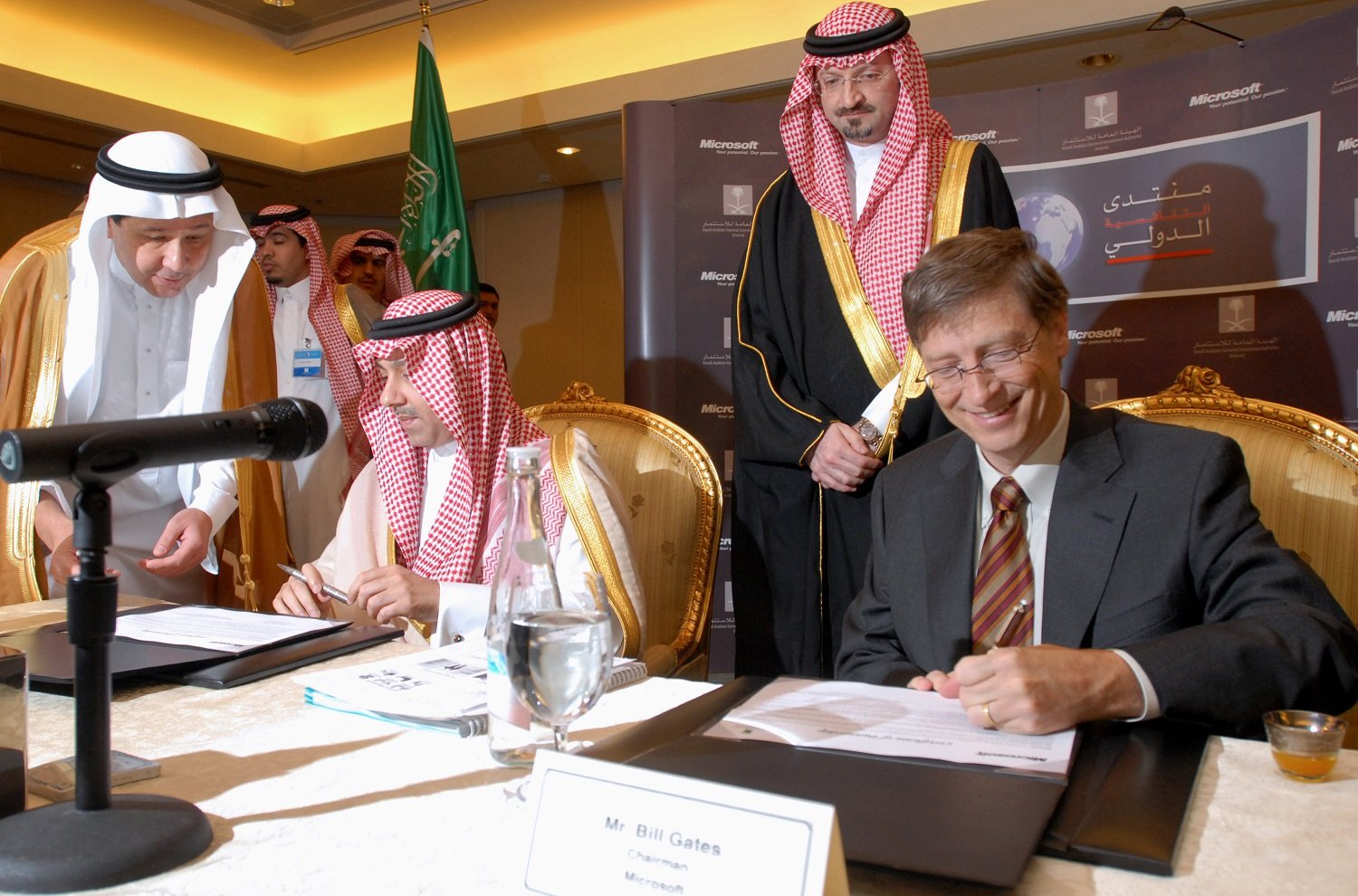 Bill Gates Just Bought Controlling Interest In The Four Seasons Hotel Chain From Saudi Prince Al Waleed Bin Talal