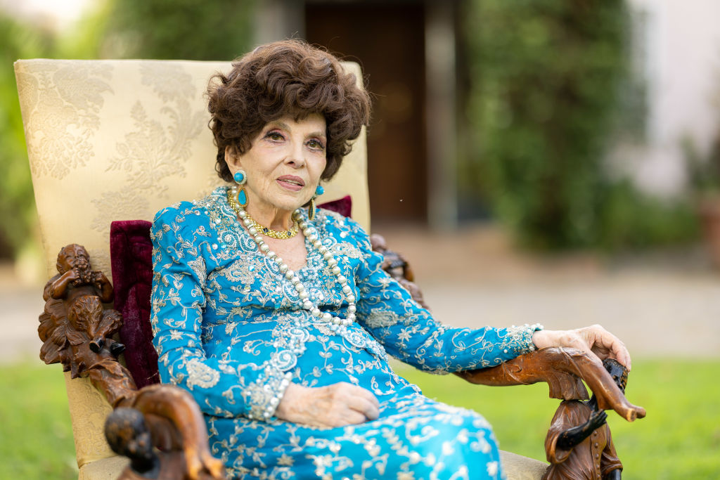 Latest Update: Gina Lollobrigida's Total Wealth - Is the Star a Billionaire? Net Worth 2026: Career Earnings & Assets