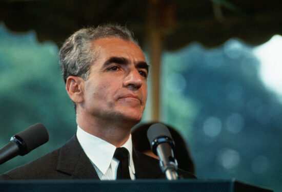 Mohammad Reza Pahlavis Net Worth The Price Of Power Extravagance - f5fbns7