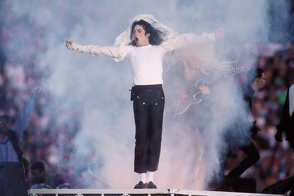 Michael Jackson Estate Reportedly Eyeing $900 Million Deal For 50%