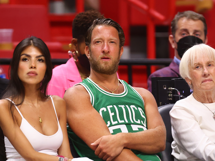 Barstool Founder Dave Portnoy Pays 42 Million For Oceanfront Nantucket