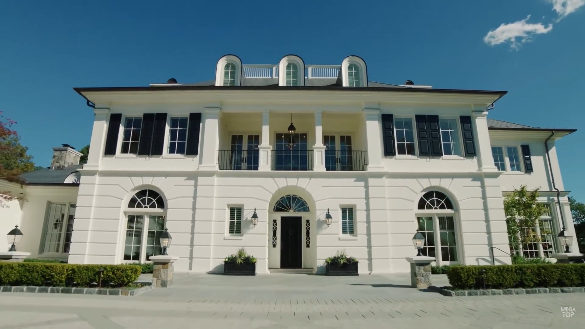 Billionaire Dan Snyder Lists DC Area Mansion For $60 Million